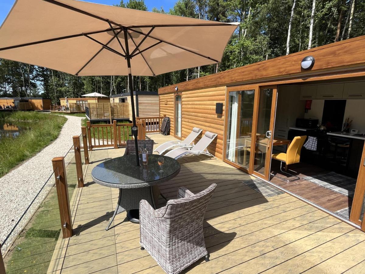 Oak Boutique Lodge Includes Hot Tub Air Con & Dog Йорк Экстерьер фото